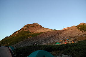 朝の笠ヶ岳