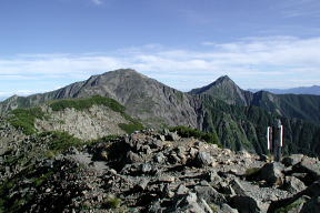 東農鳥より間ノ岳・北岳