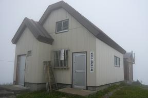 頼母木小屋