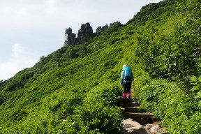 マネキ岩