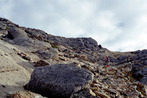 登山道