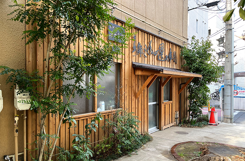 クロスポール構造の木格子スクリーン、木べえさん。 天然木ヒノキ