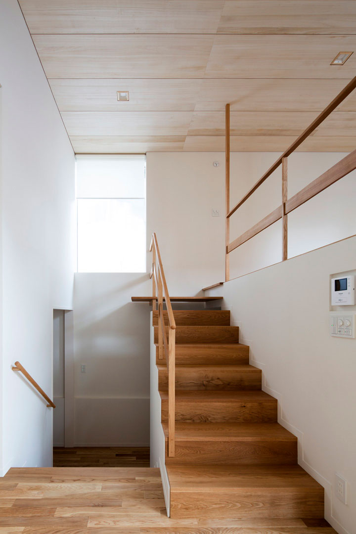 宮の森の家AMU_03