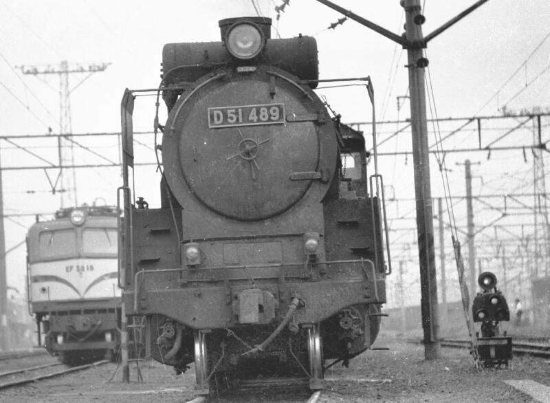 D51-01.jpg (63203 �o�C�g)