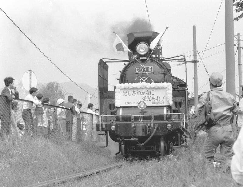 taka-02.jpg (66400 �o�C�g)