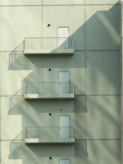 ނ̃KXr甽˂Ăłe납