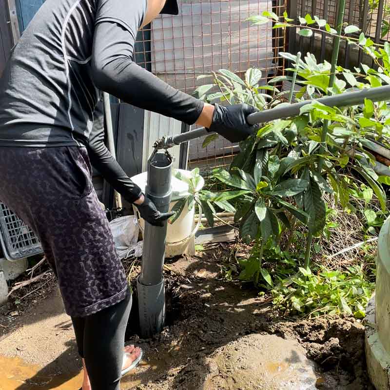 井戸掘り開始