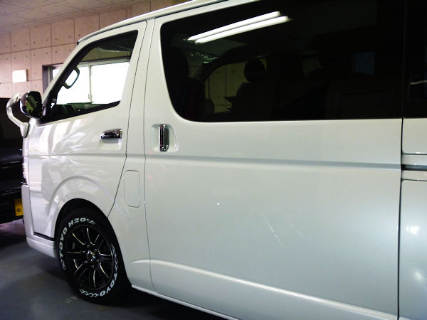 �t�B�����{�H