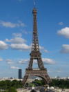 La Tour Eiffel Paris in FRANCE  <BeF2004/7/9>
