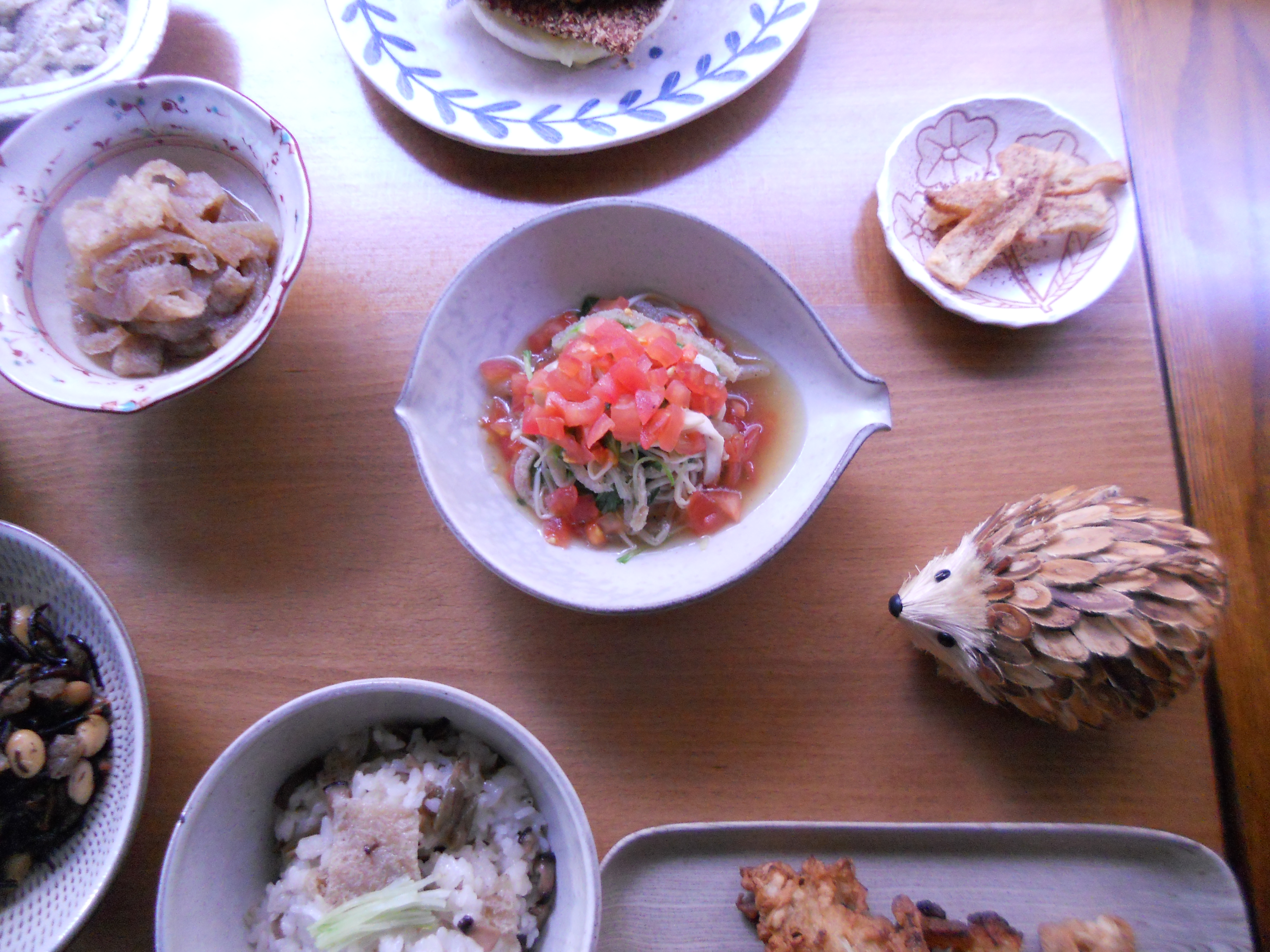 Shimi-konnyaku dishes