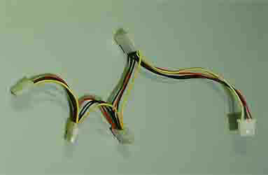 pwr_connector.jpg (8983 バイト)