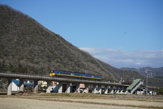 S-Ȃ5tcE
