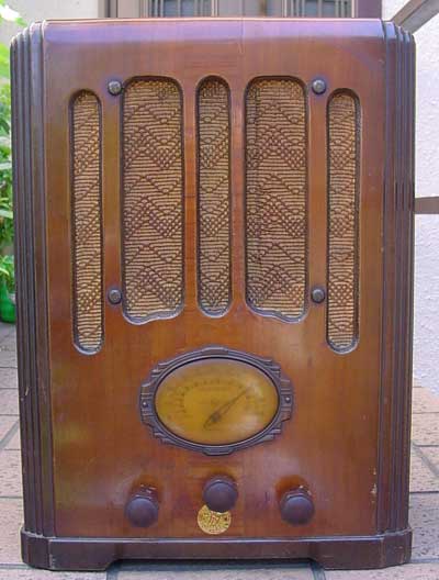 並四など昭和初期の真空管ラジオの写真集
