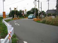 両毛線の踏み切りと文殊様