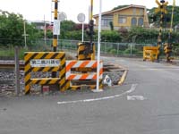 第二鹿川踏切から陣屋跡へ