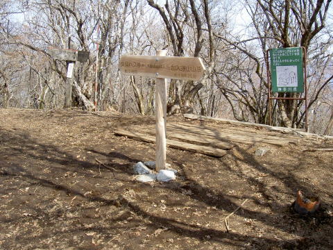 厺R