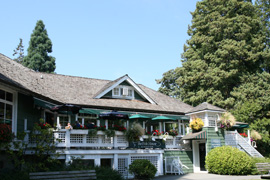 公園内のレストラン