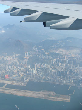 飛行機から旧空港跡